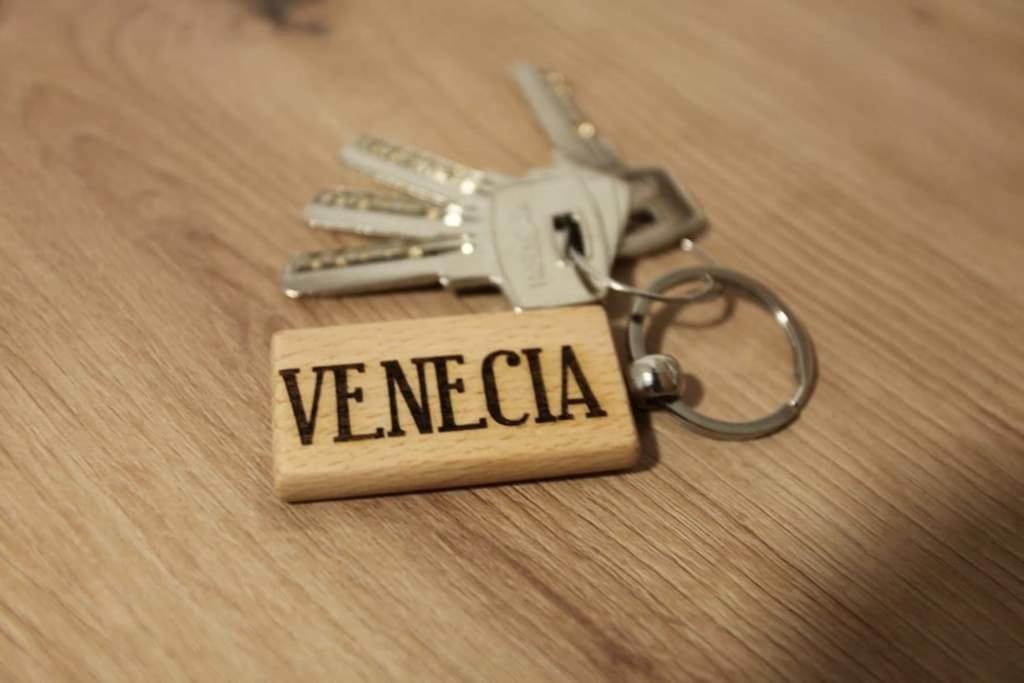 Apartmani Venecia Prozor Ngoại thất bức ảnh